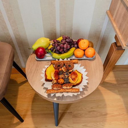 Hamit Hotel Стамбул Экстерьер фото